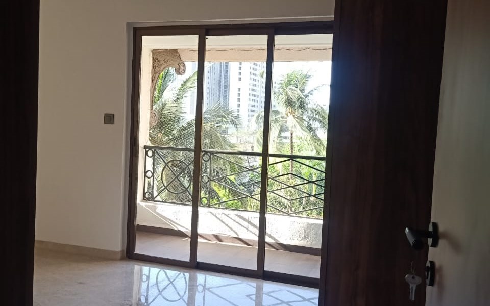 14 - Regency Terraces, Khar West