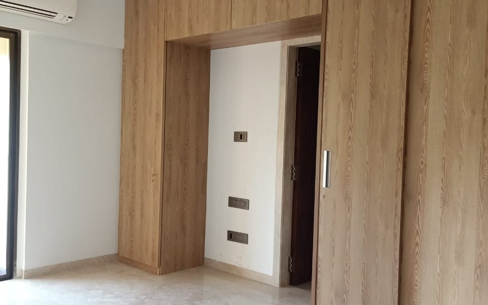 16 - Regency Terraces, Khar West