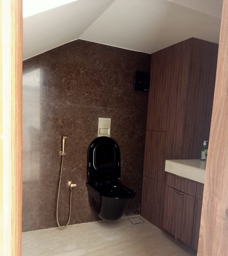 7 - Regency Terraces, Khar West