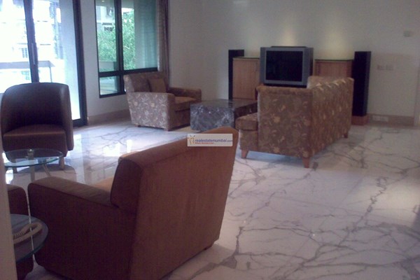 Flat on rent in Kubilisque, Bandra West