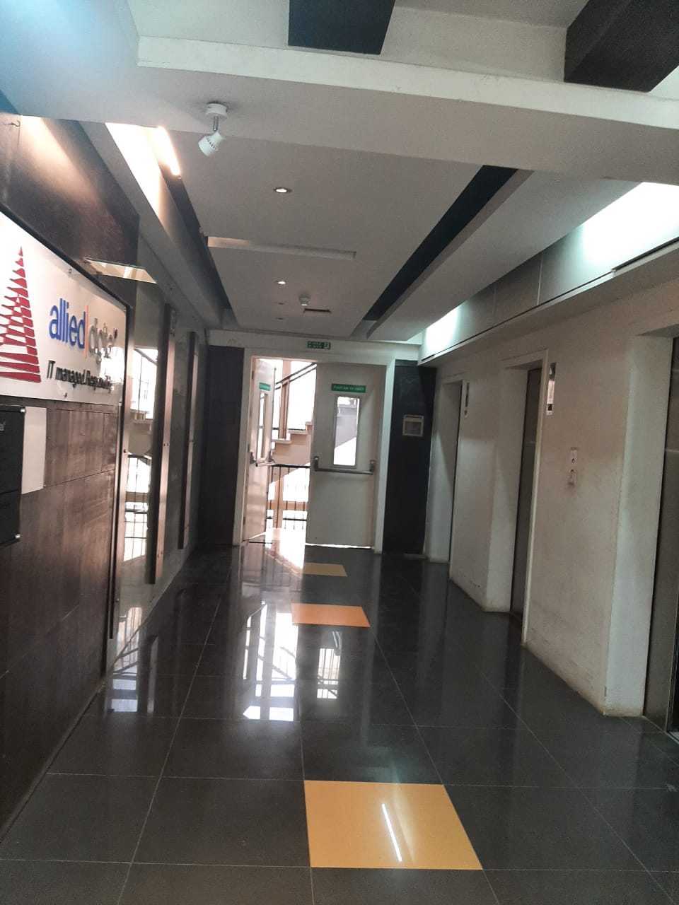 20 - Nirmal, Nariman Point