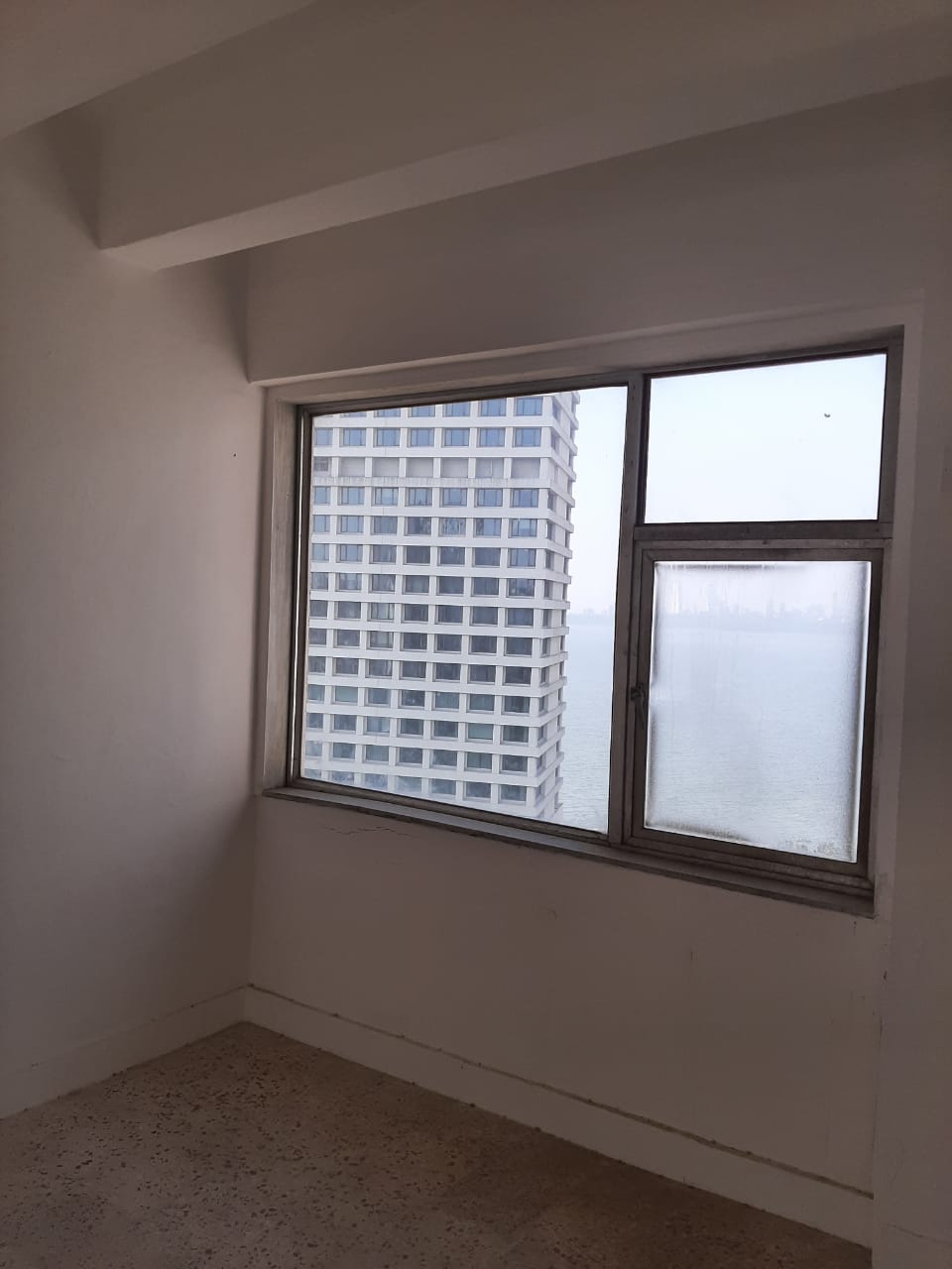 30 - Nirmal, Nariman Point