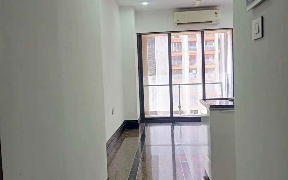 4 - Lodha Estrella, Wadala