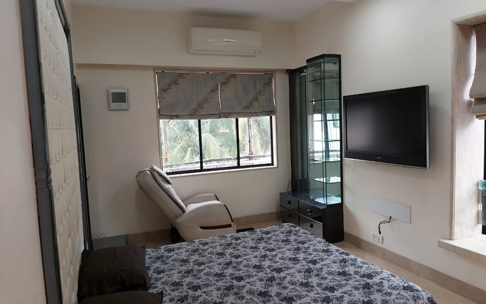 7 - Sukh Shanti, Peddar Road