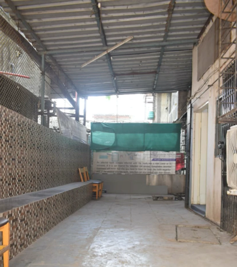 1 - Sangam, Santacruz East
