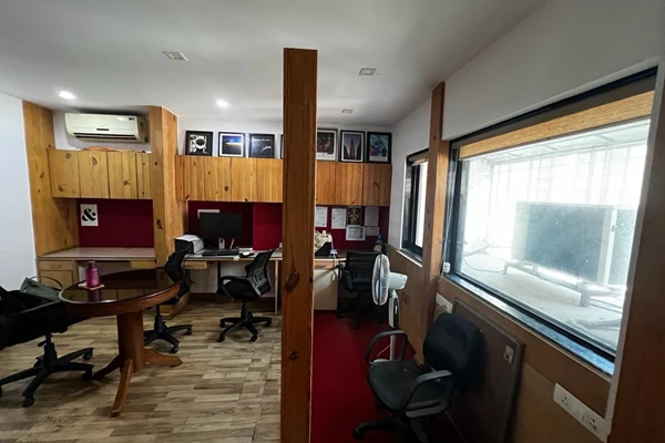 Office on rent in Remi Biz Court, Andheri West