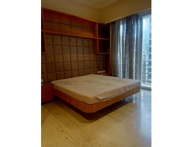 1 - DLH Square, Juhu