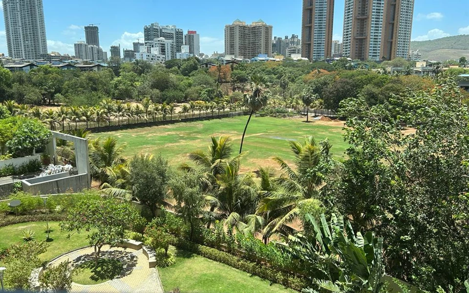 12 - Oberoi Woods, Goregaon East