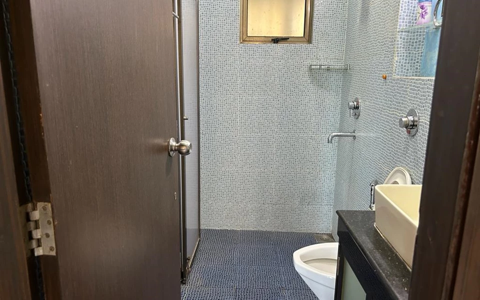 9 - Oberoi Woods, Goregaon East