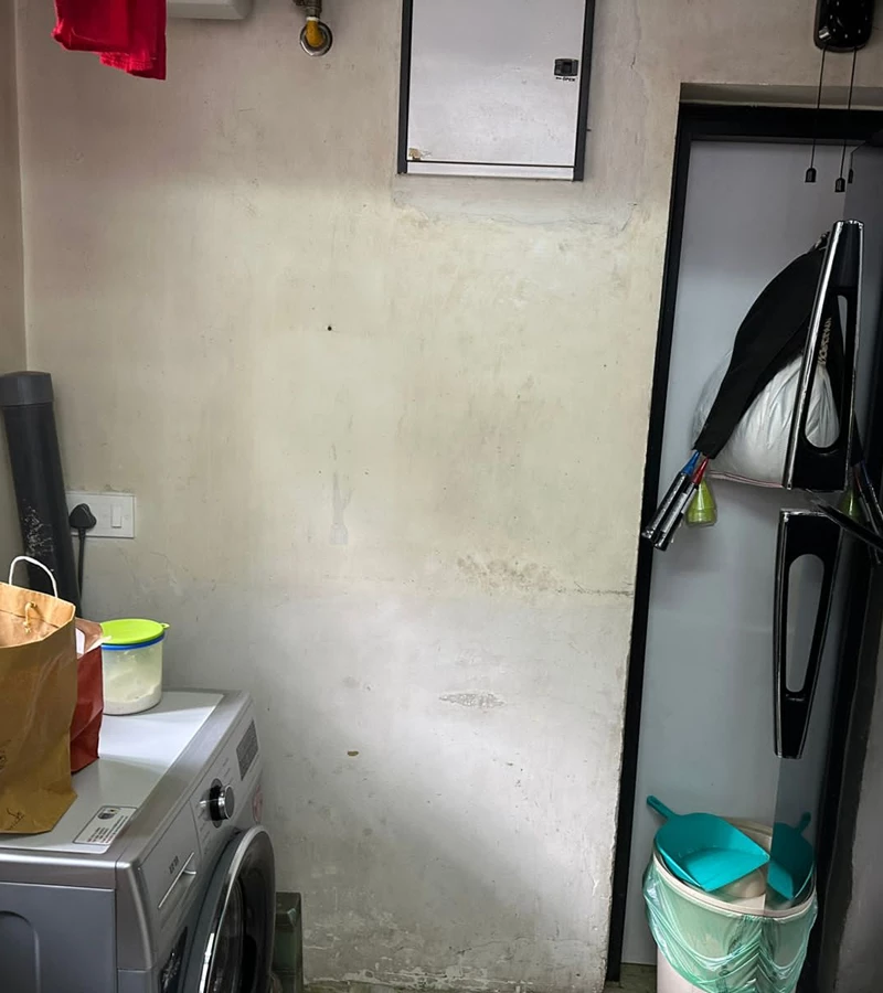 14 - Metropolitan, Bandra West