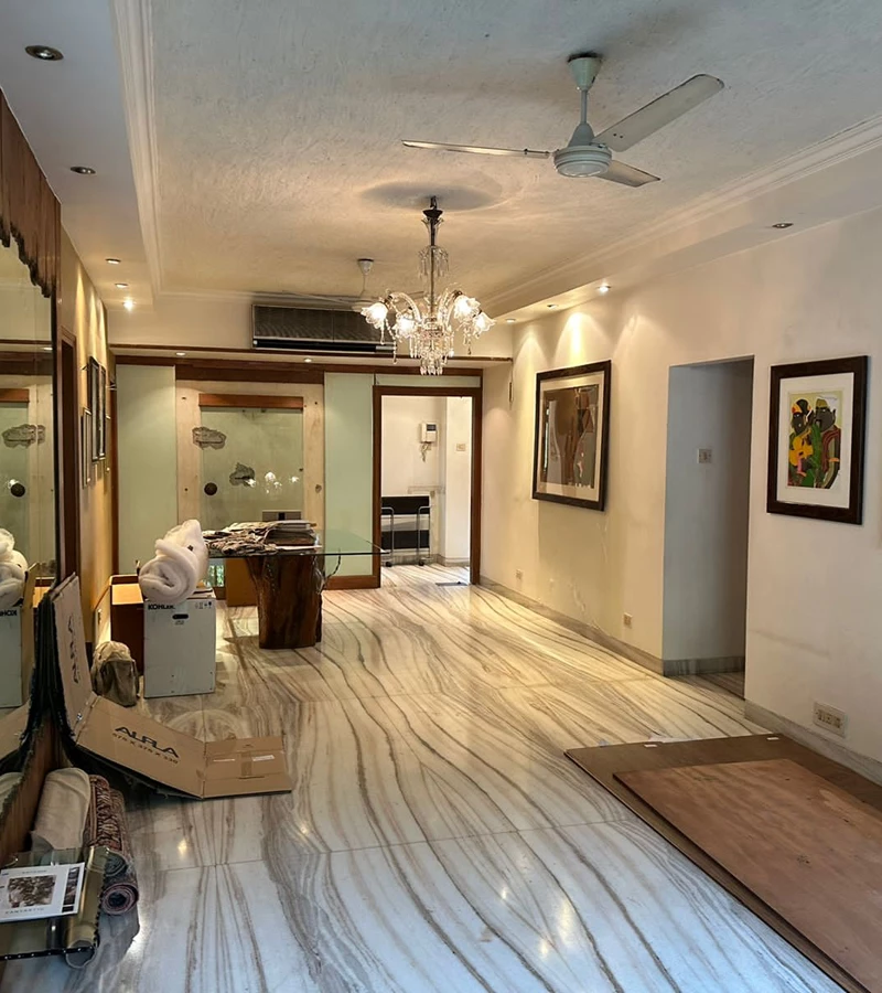 4 - Metropolitan, Bandra West