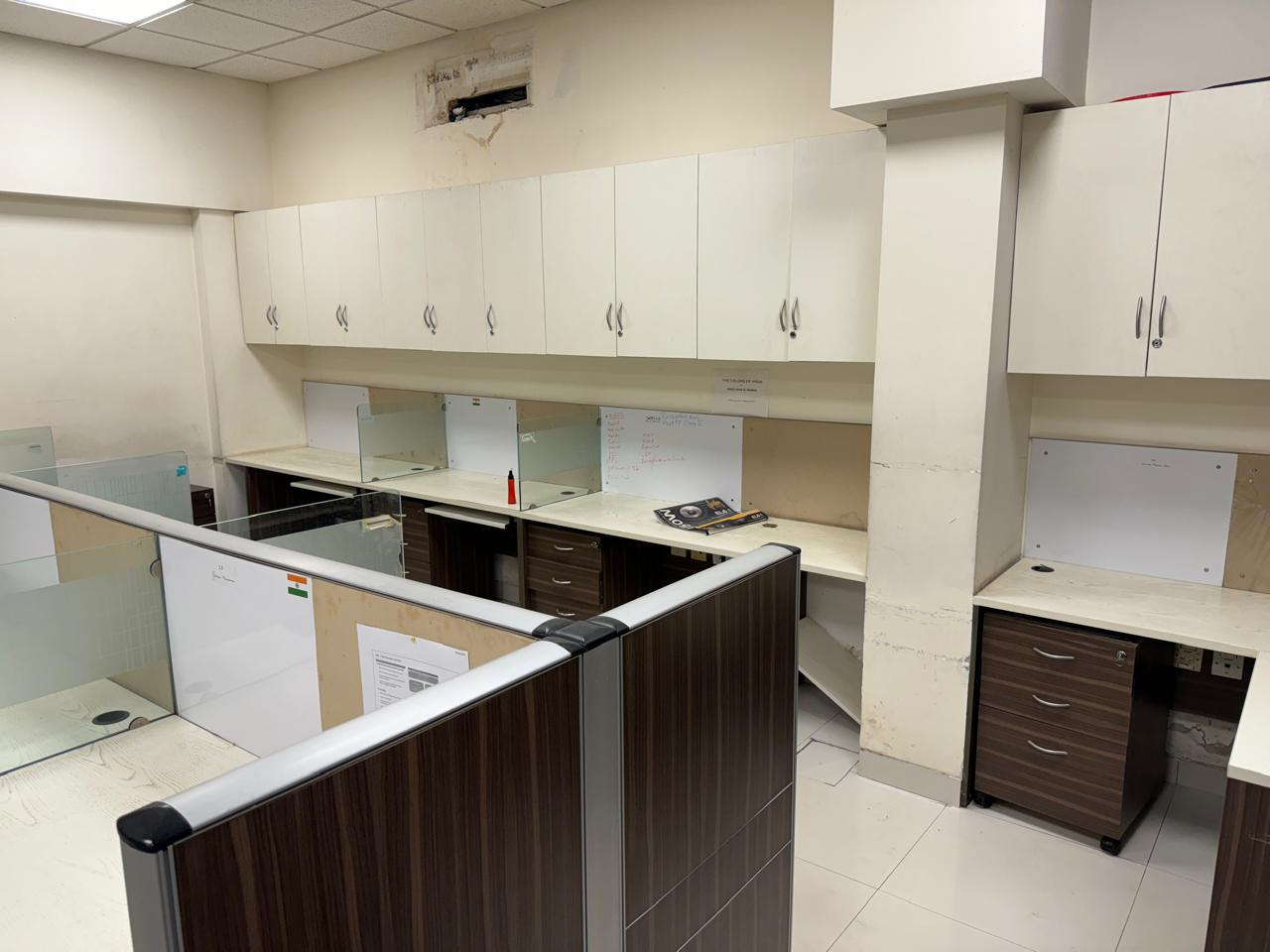 Office Space Office for Sale in Andheri West - Laxmi Plaza