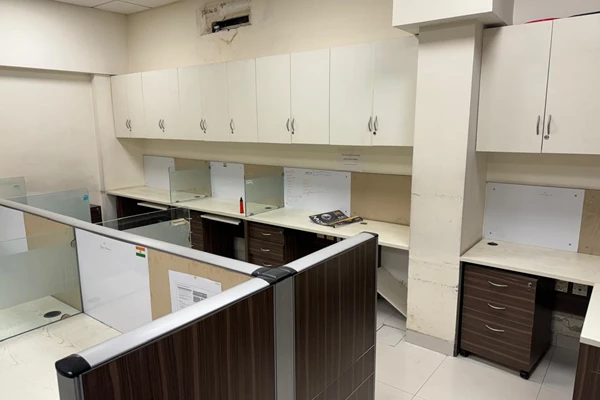 Office for sale in Laxmi Plaza, Andheri West
