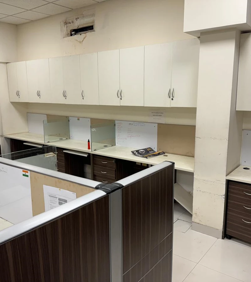 2 - Laxmi Plaza, Andheri West