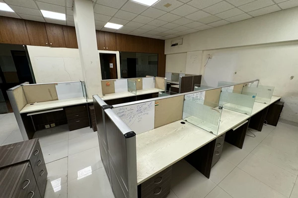 Office for sale in Laxmi Plaza, Andheri West