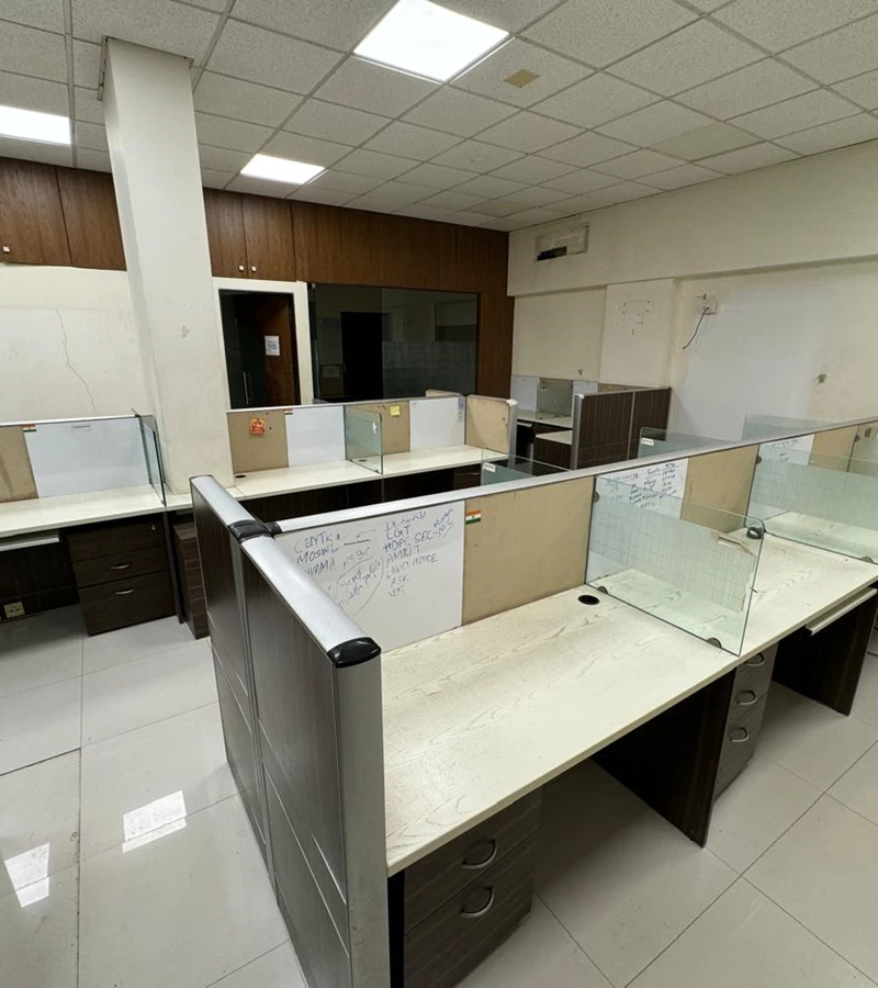 6 - Laxmi Plaza, Andheri West