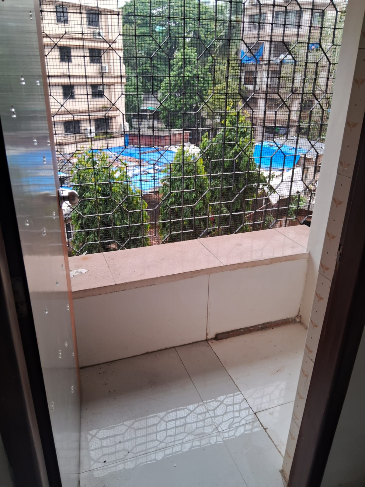 11 - Solomon Apartment, Bandra West