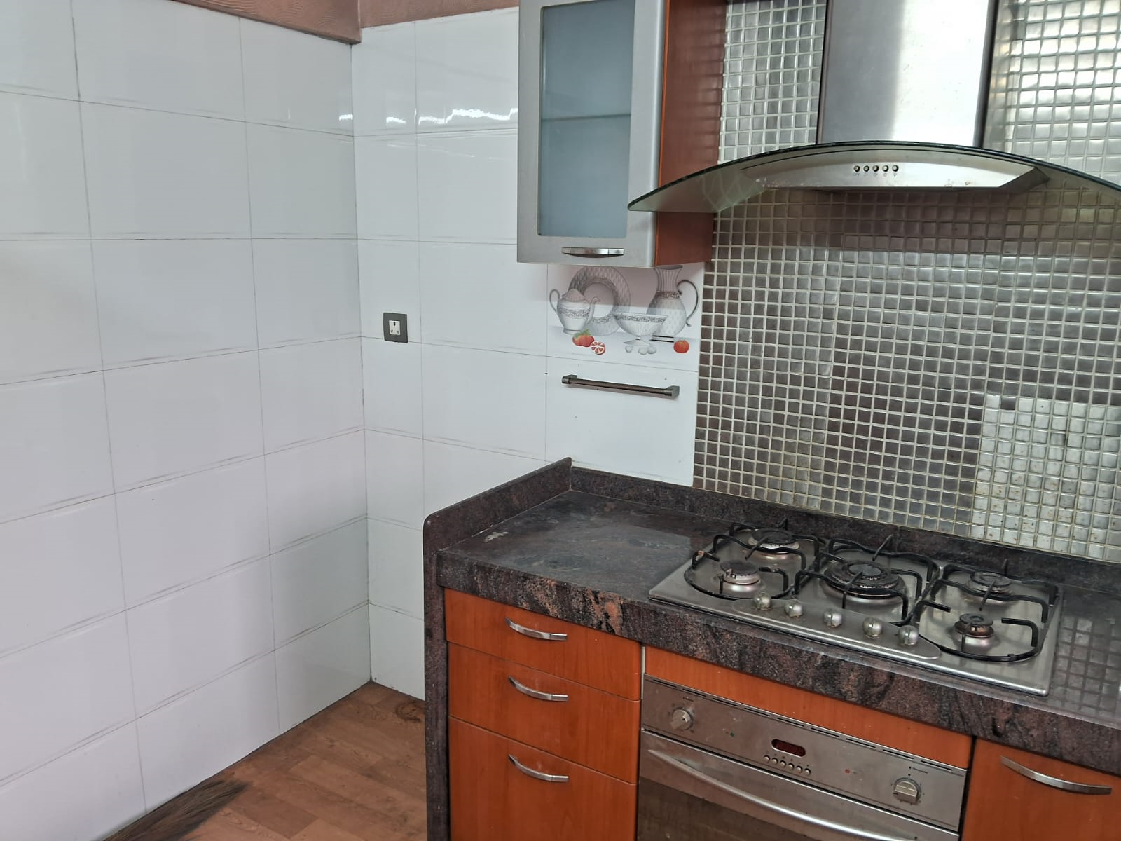 13 - Solomon Apartment, Bandra West