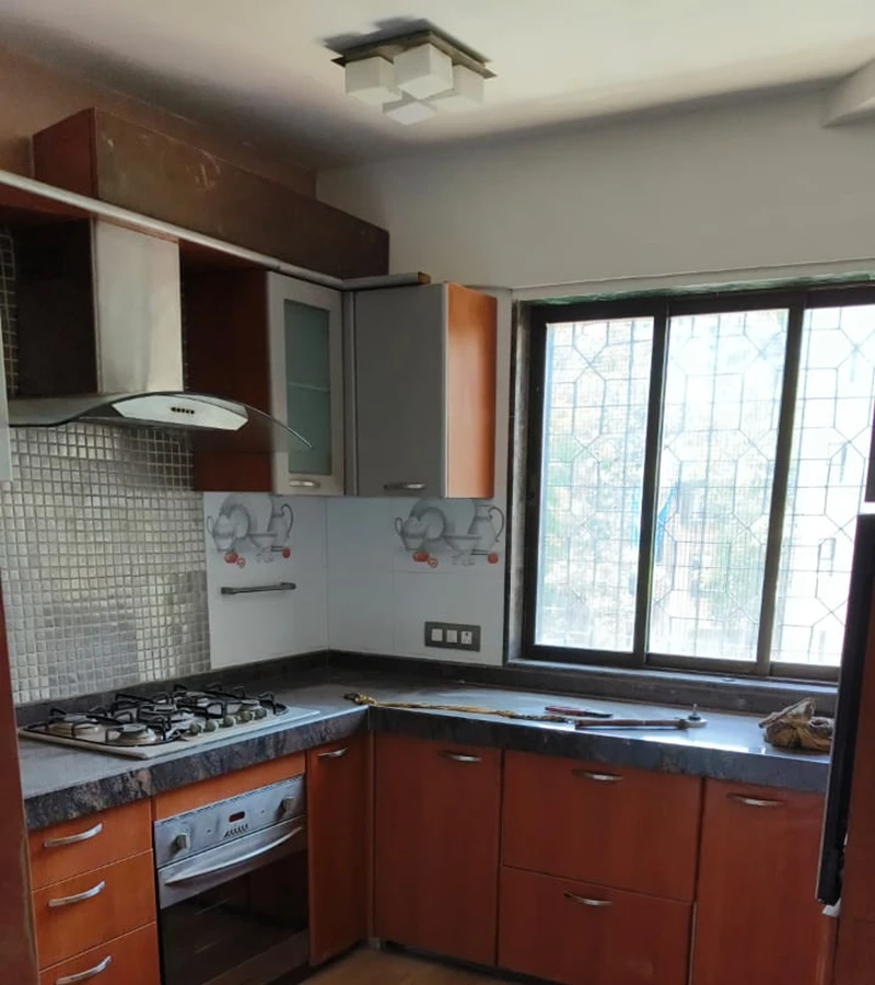 15 - Solomon Apartment, Bandra West