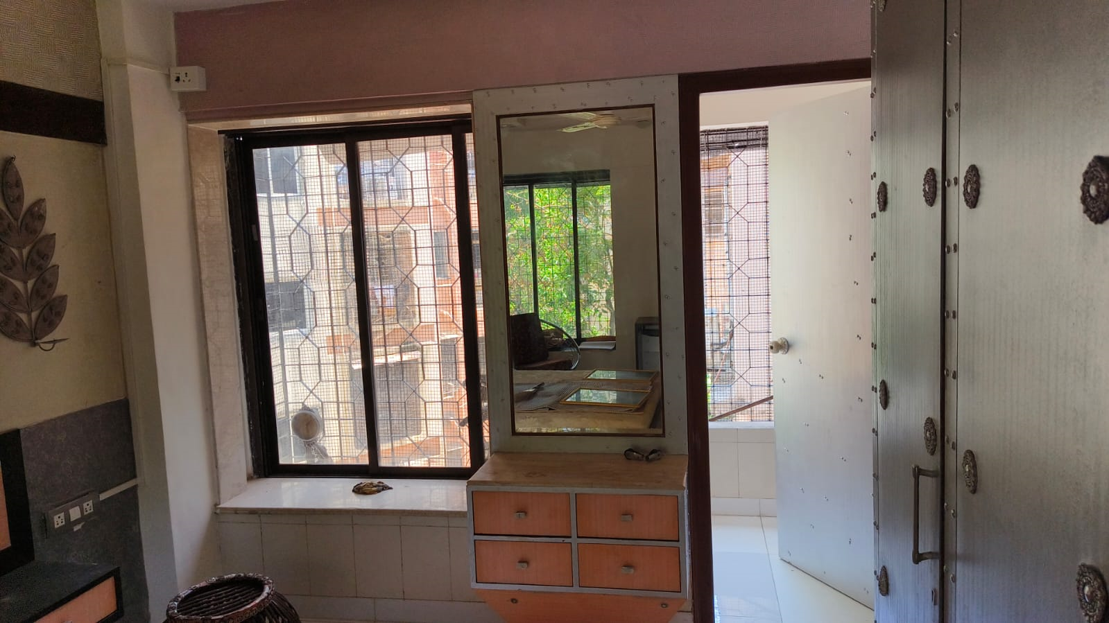 20 - Solomon Apartment, Bandra West