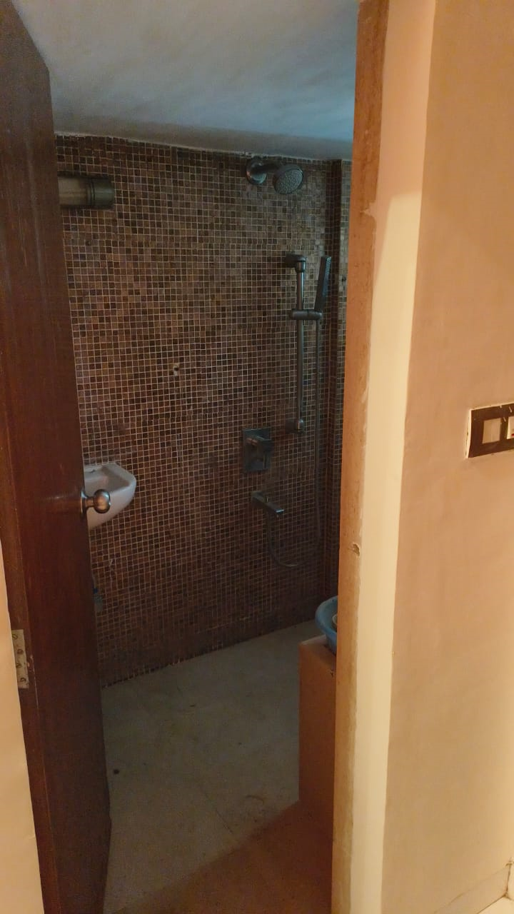 22 - Solomon Apartment, Bandra West