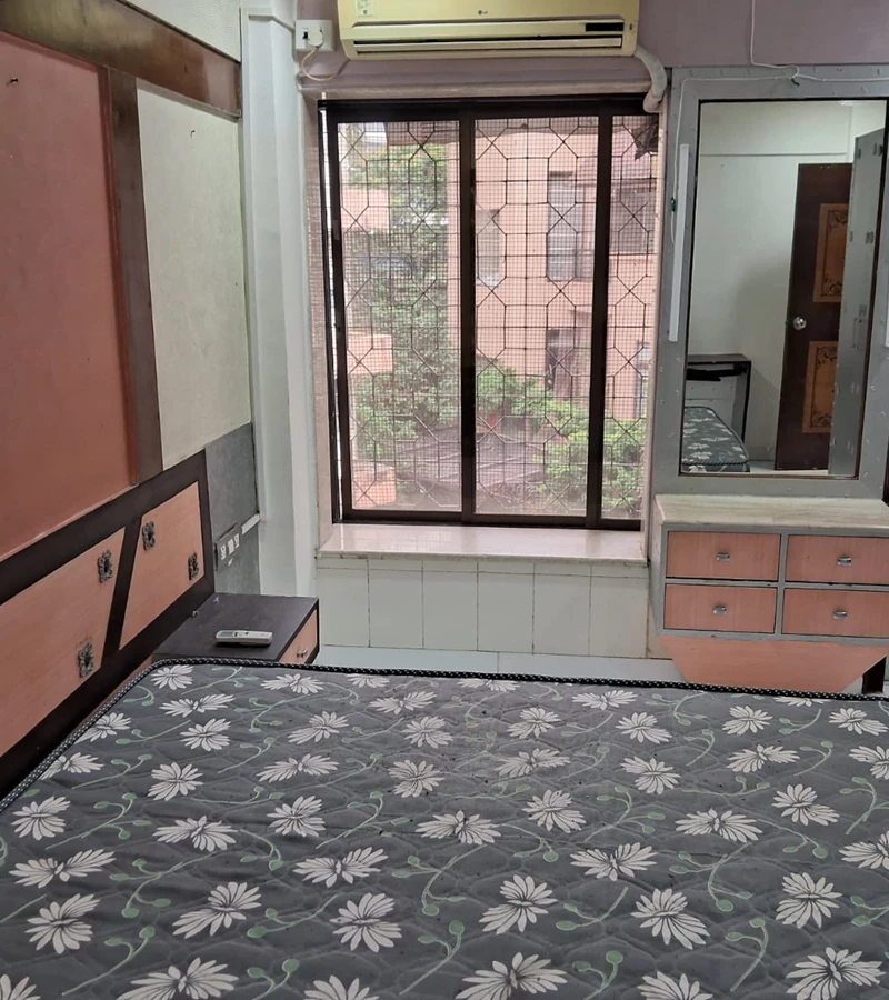 3 - Solomon Apartment, Bandra West