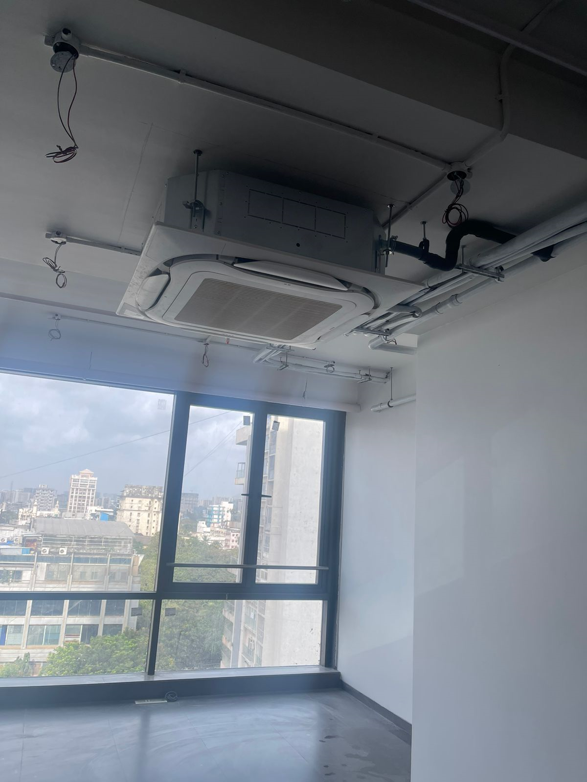 4 - Supreme Headquarters, Bandra West