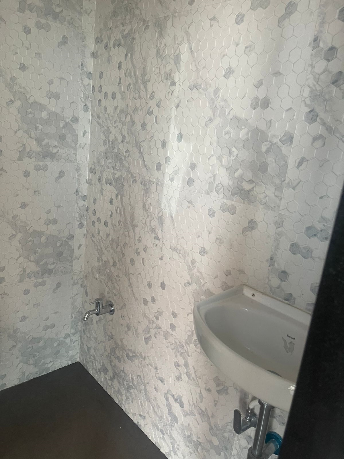 7 - Supreme Headquarters, Bandra West