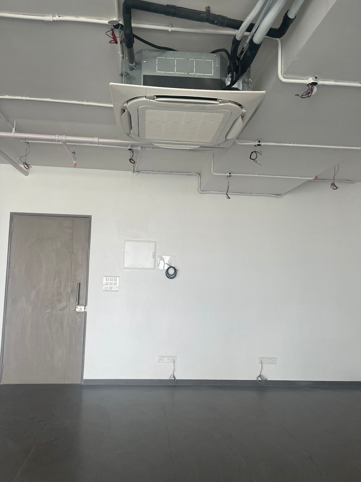 8 - Supreme Headquarters, Bandra West