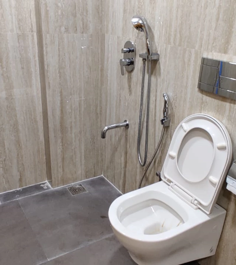 11 - Ajanta Apartments, Peddar Road