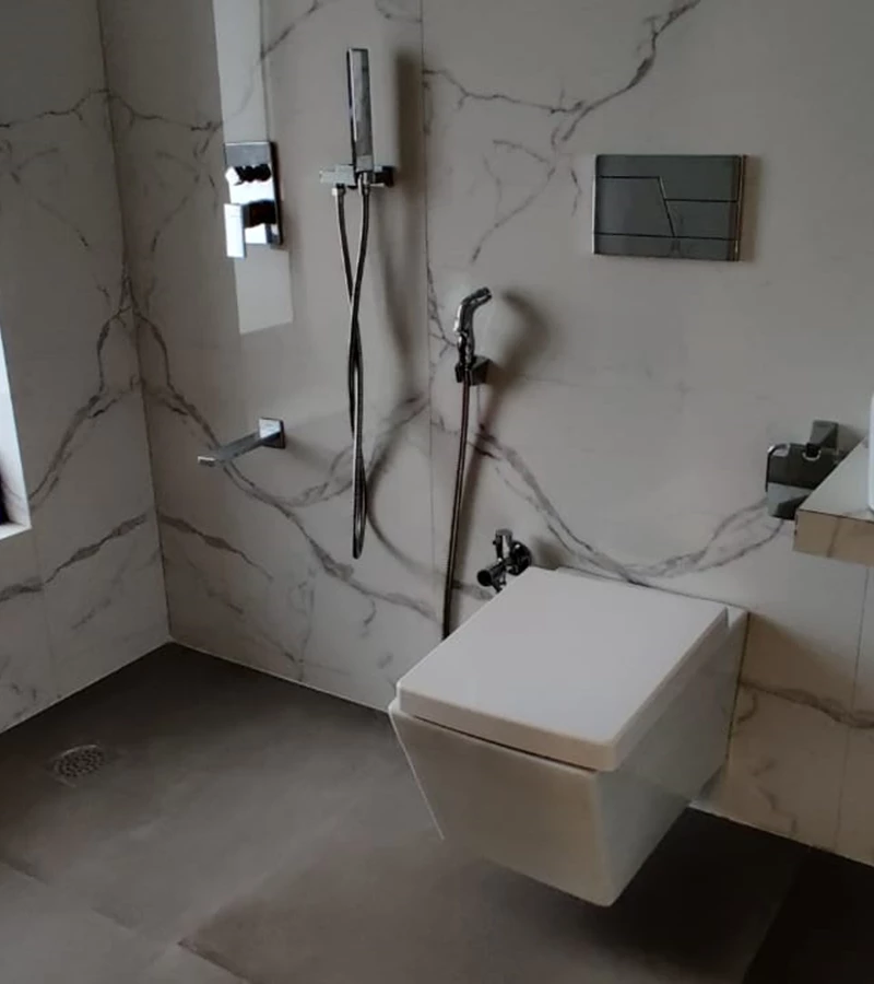 6 - Ajanta Apartments, Peddar Road