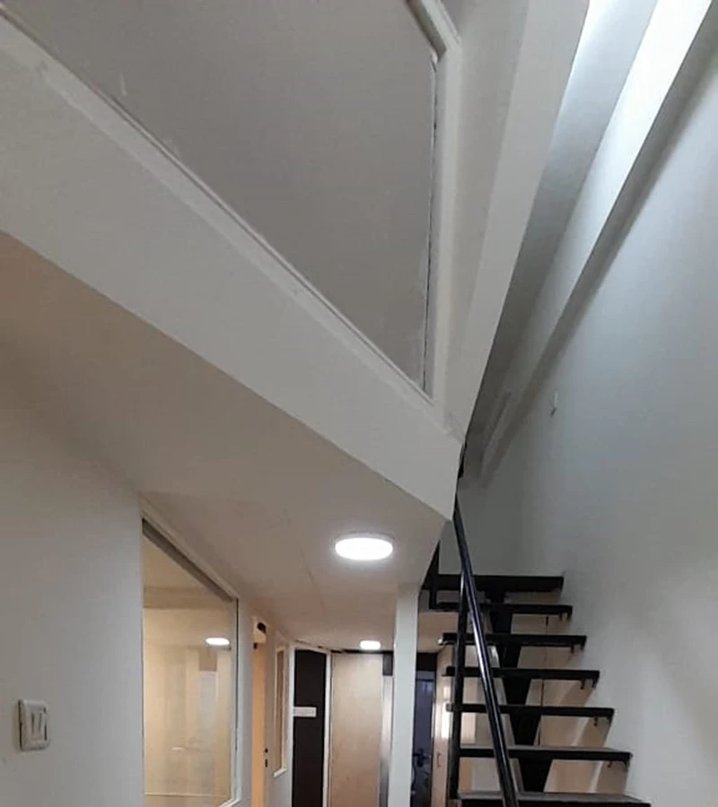 5 - Oberoi Chambers, Andheri West