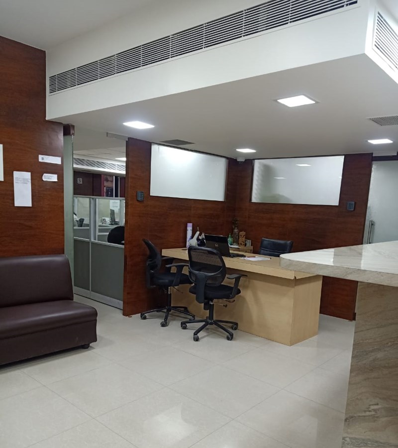 9 - Cosmos Plaza, Andheri West