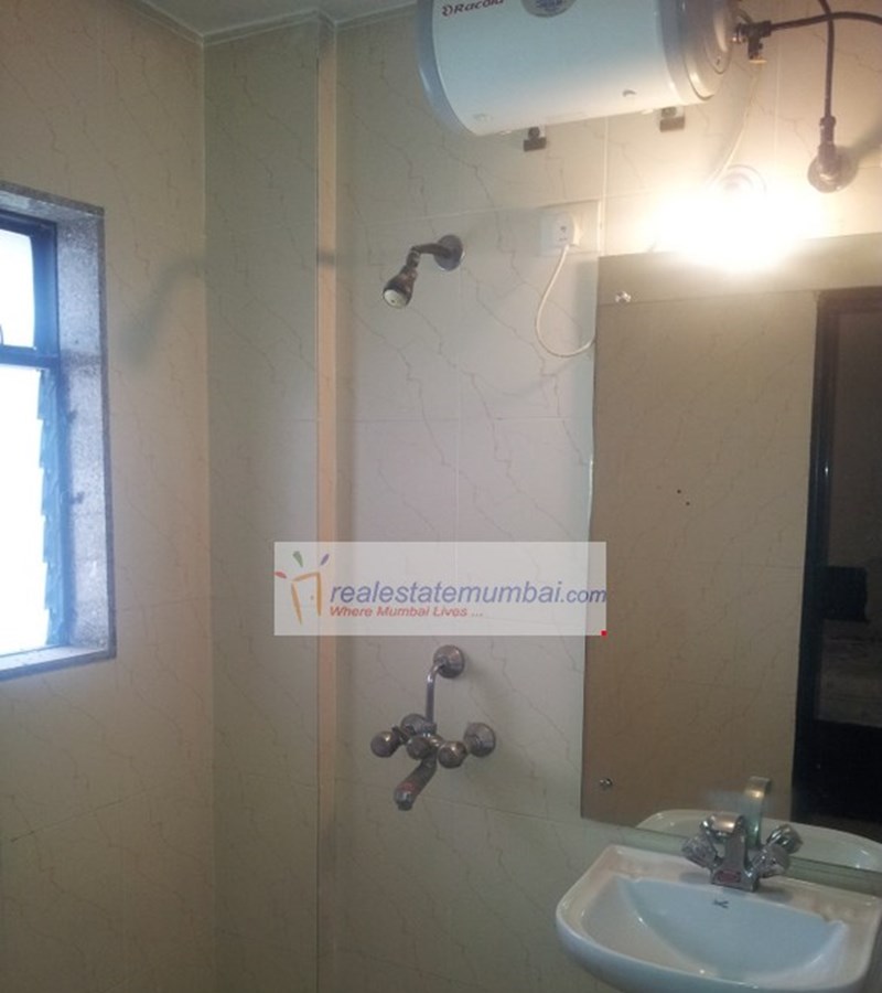 Master Bathroom - Versova Kiran, Andheri West