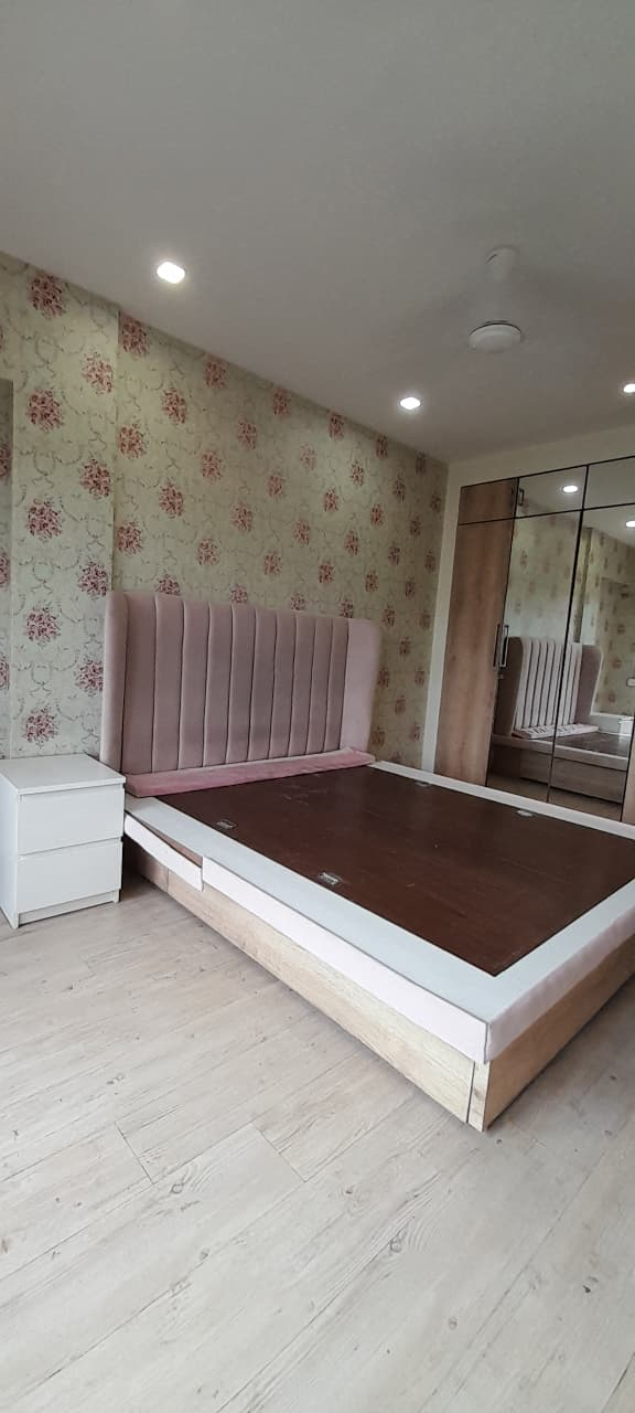 2 BHK Flat on Rent in Juhu - Kings Apartment