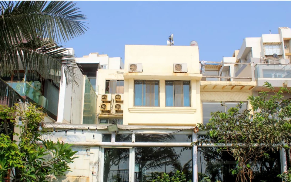 R12 - Ruia Park, Juhu