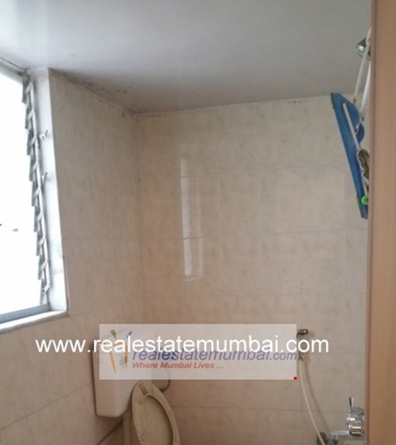 Master Bathroom - Ocean View, Worli