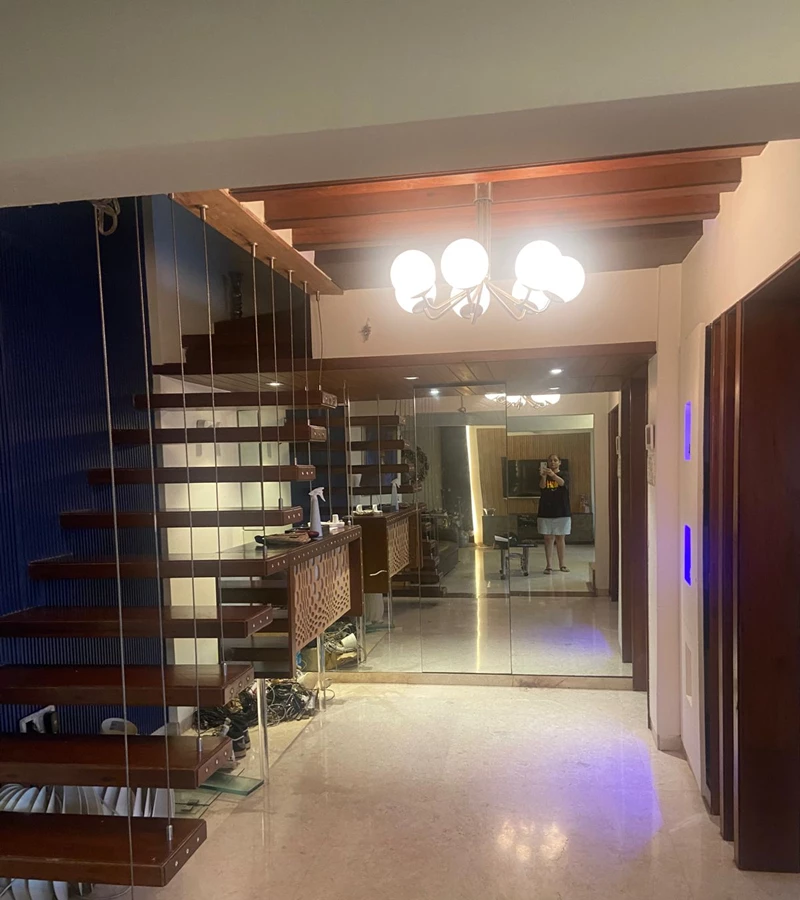 4 - Manju Towers, Andheri West