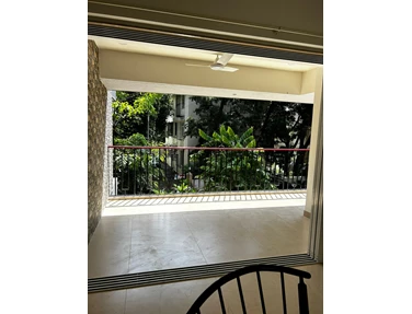 2 - Desiree, Bandra West