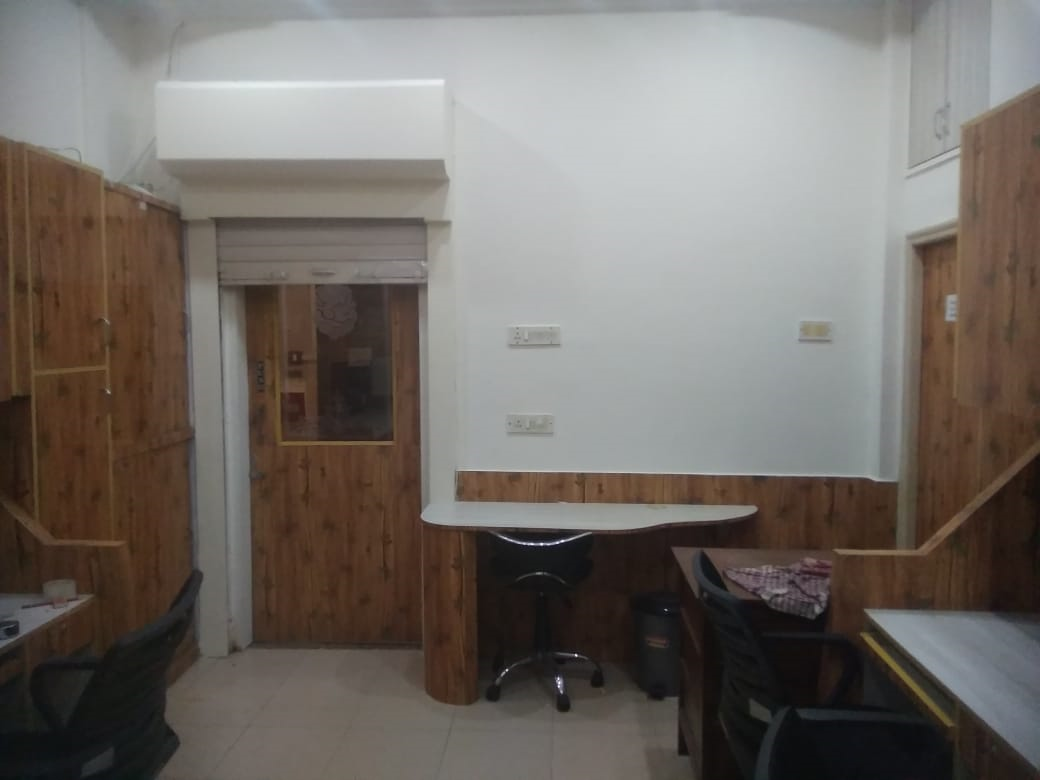 Office Space Office for Sale in Andheri West - Crystal Plaza