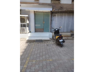 7 - Juhu Sangeeta, Santacruz West
