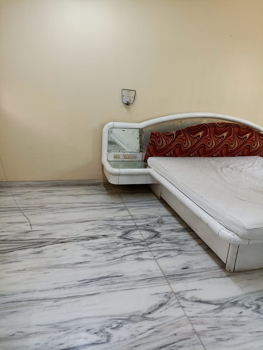 3 BHK Flat on Rent in Malad West - Snehal