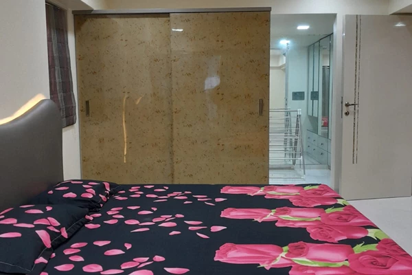 Flat for sale in Gokul Darshan Apartment, Juhu