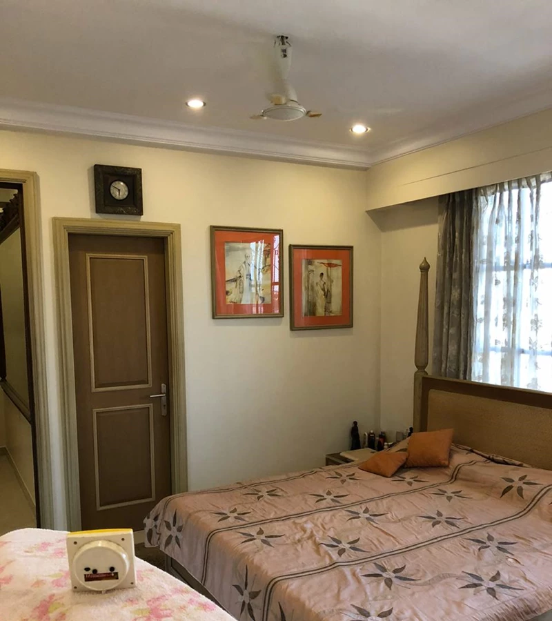 18 - Mangal Sandesh, Khar West