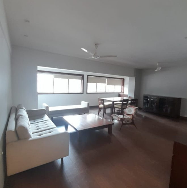 2½ BHK Flat for Sale in Cuffe Parade - Iris Apartment