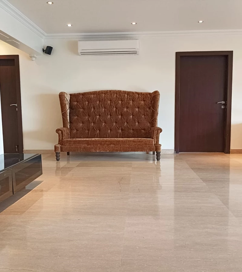 R1 - Raheja Classique, Andheri West