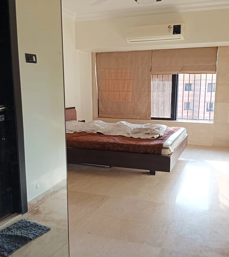 R16 - Raheja Classique, Andheri West