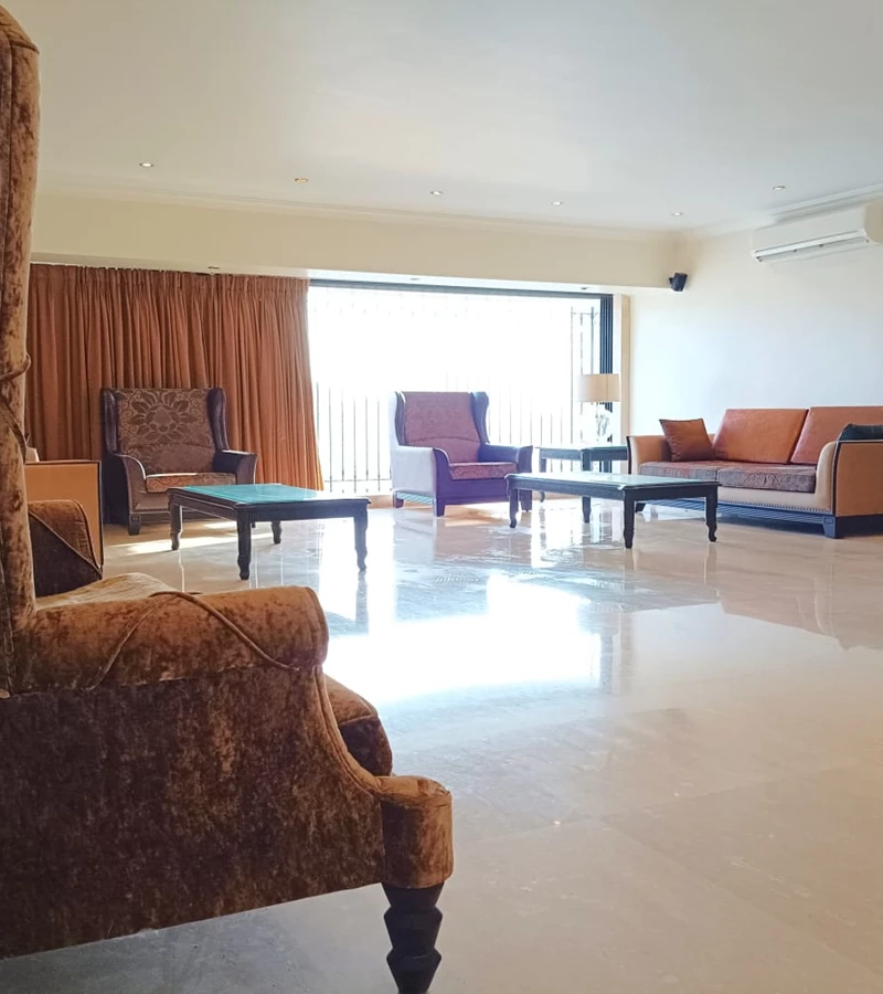 R4 - Raheja Classique, Andheri West