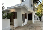 Private Bungalow In Juhu With Private Access To Juhu Beach