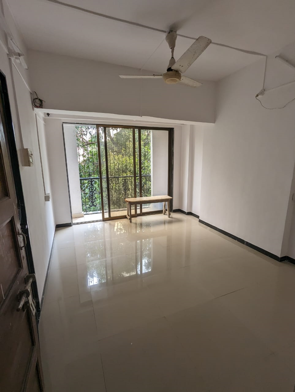 4 - Premodyan, Khar West